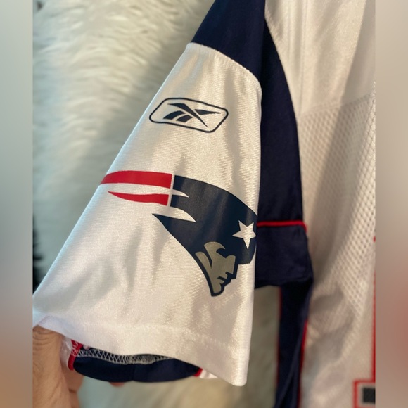 New England Patriots Tom Brady #12 Reebok Authentic Men’s Football Jersey-Large - Picture 7 of 16
